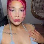 Mila, mit schönen dicken Titten. Bild