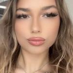 Laura, junge Frau von 20 Jahren. Angebote sie-sucht